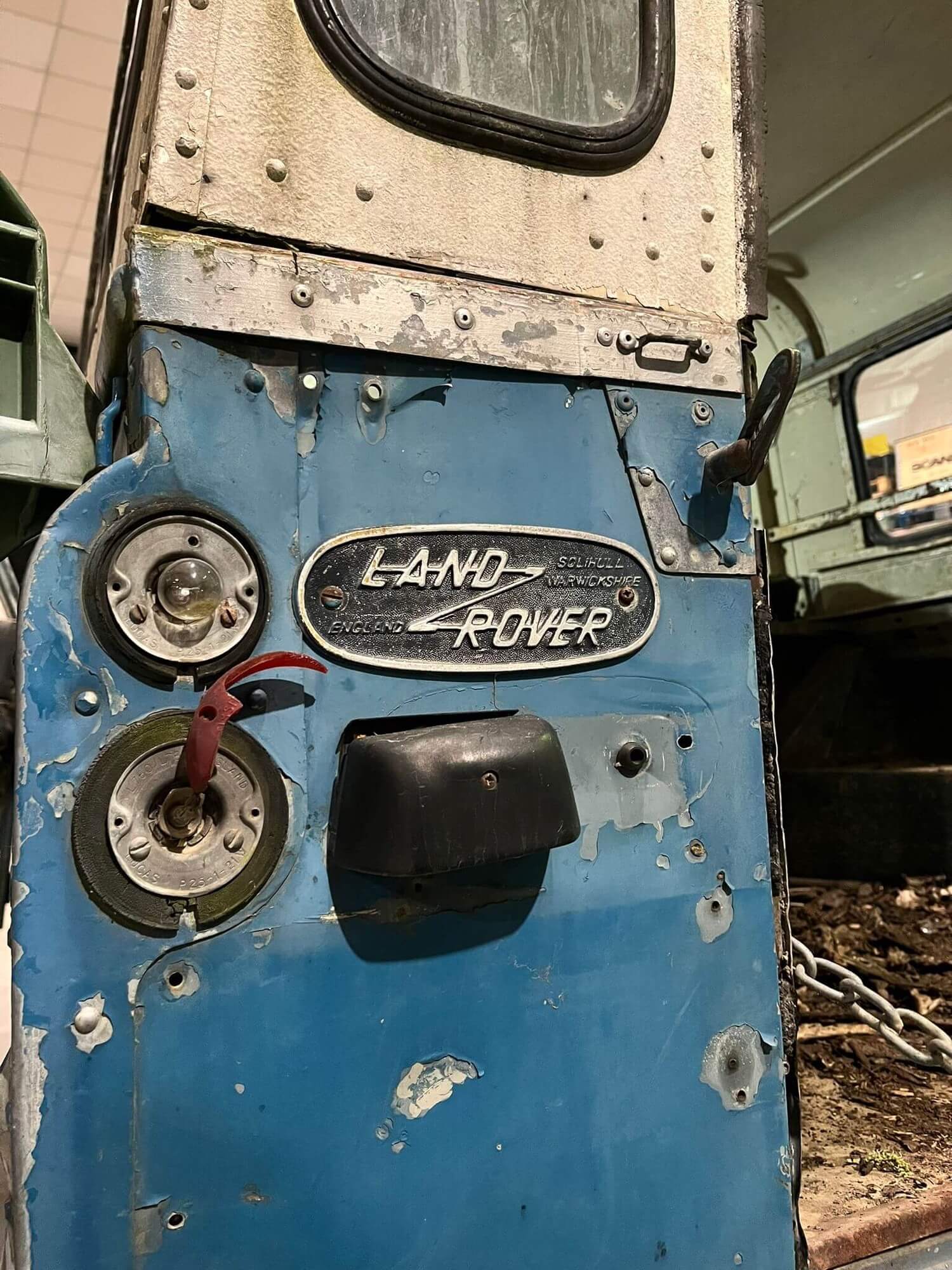 Land Rover 88 Series project, restauro restomod di auto d'epoca ad Asti 1of Metec