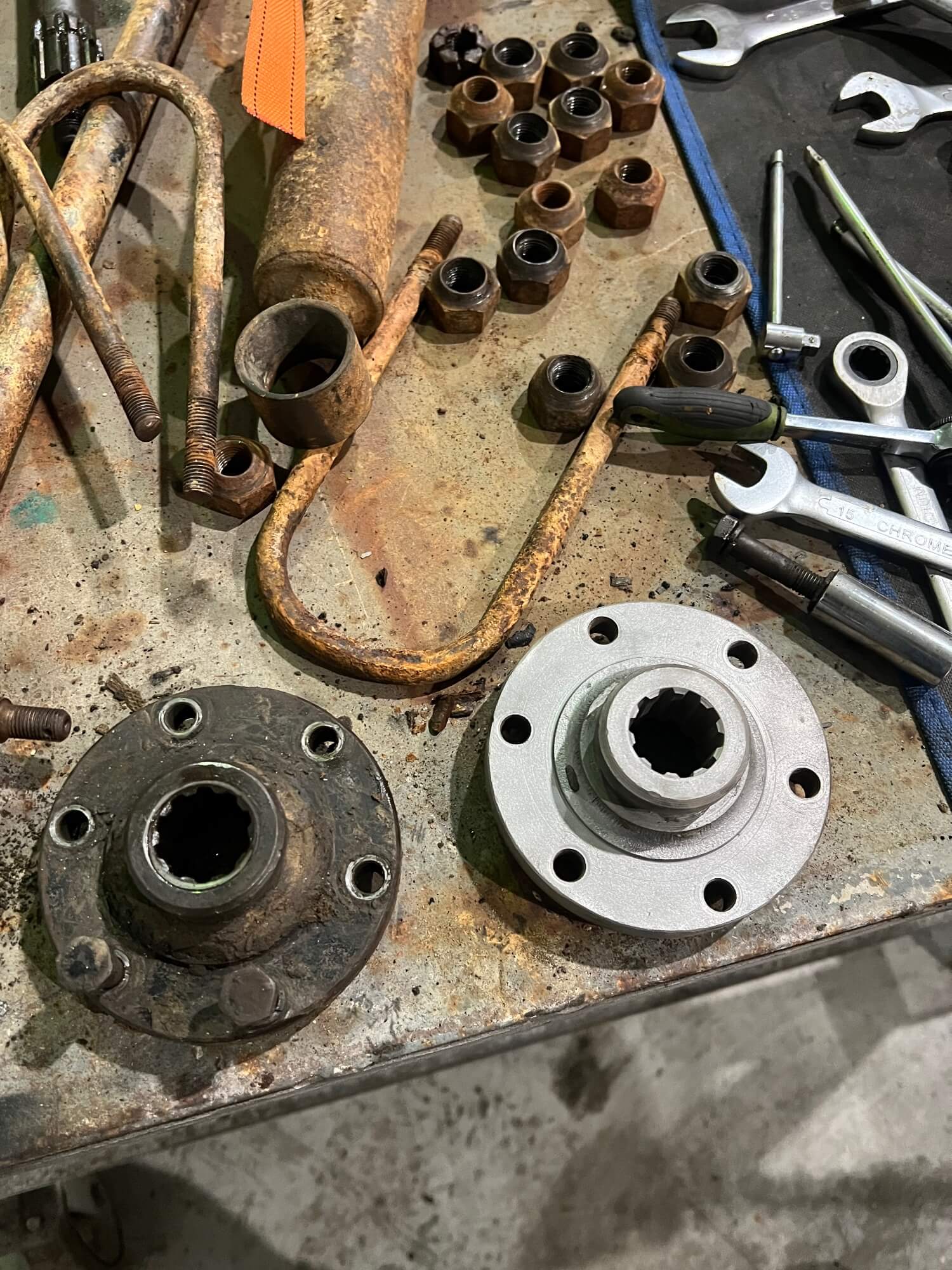 Land Rover 88 Series project, pezzi di ricambio di auto d'epoca ad Asti 1of Metec