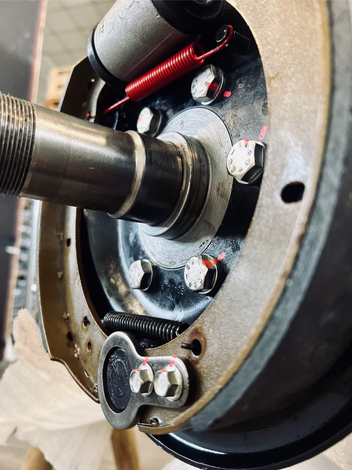Land Rover 88 Series project, pezzi di ricambio di auto d'epoca ad Asti 1of Metec