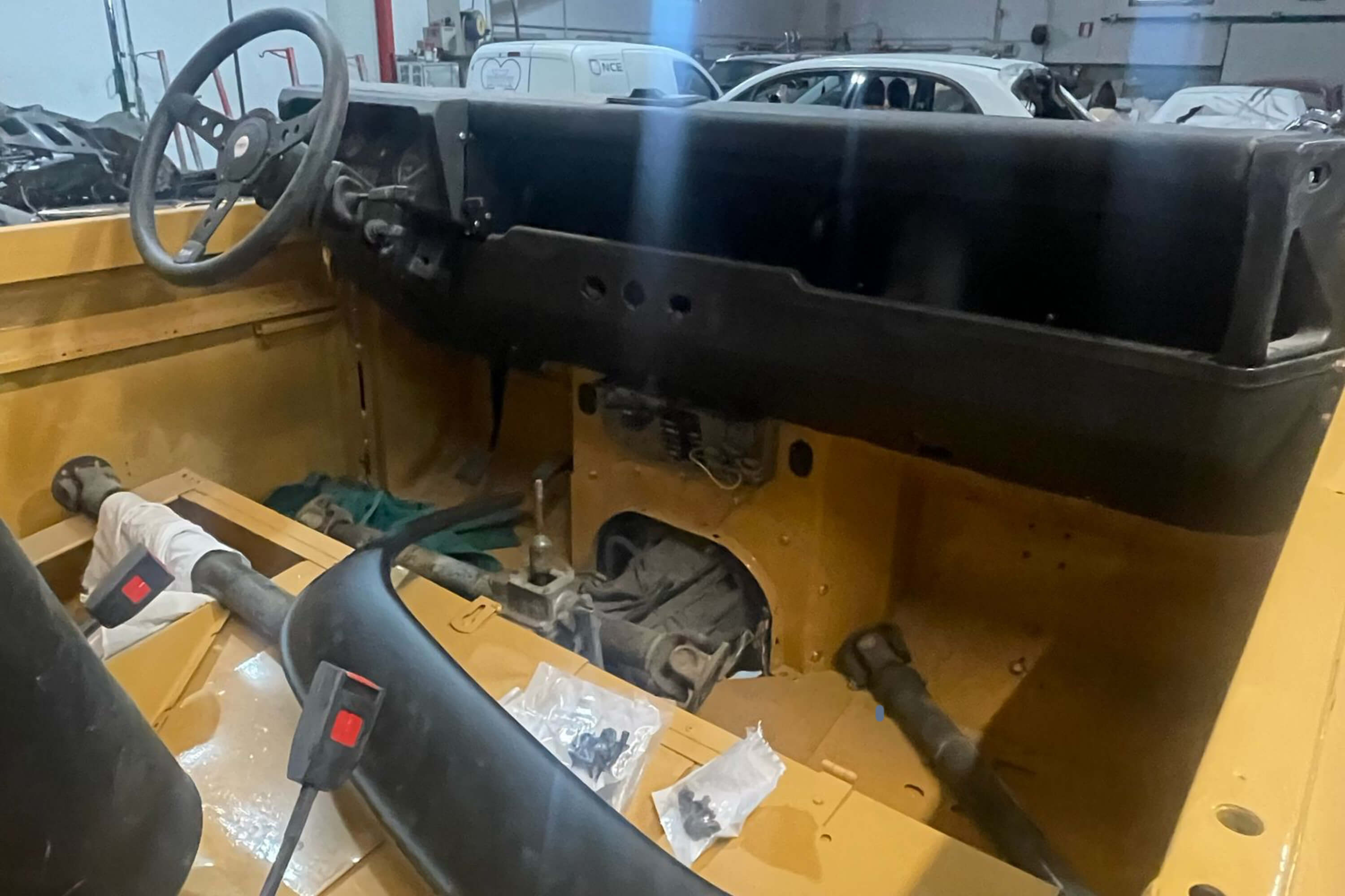 1of Metec craft - Land Rover Defender 110 3 doors bikini pick up