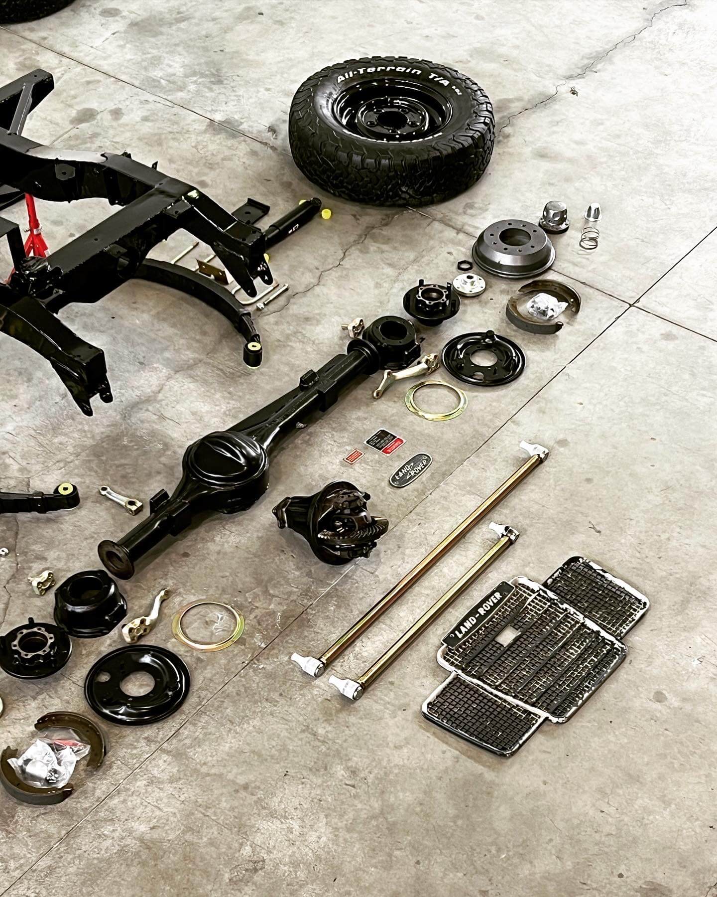 METEC - land rover 88 disassembly details